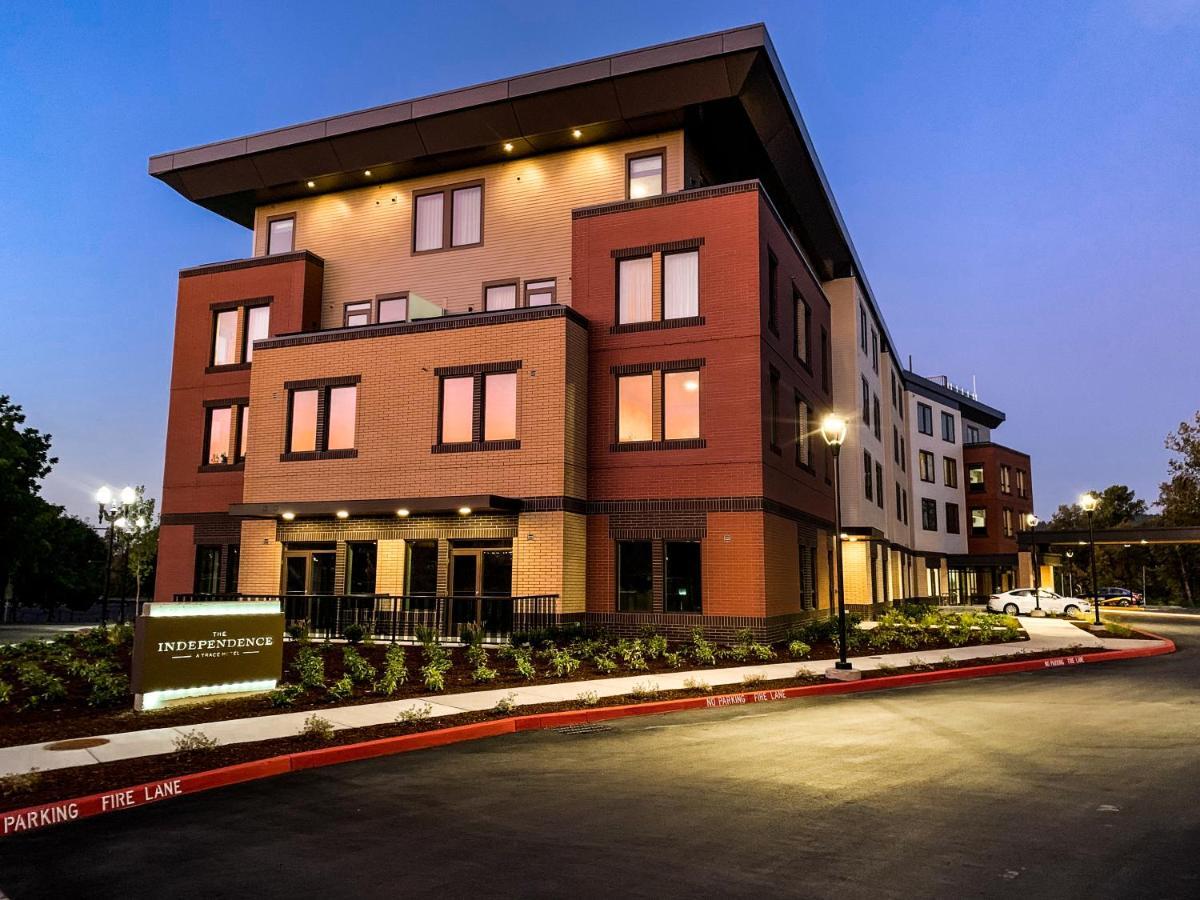 The Independence Hotel Zewnętrze zdjęcie